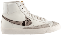 Nike Blazer Mid 77 SE Nike Blazer Mid 77 SE